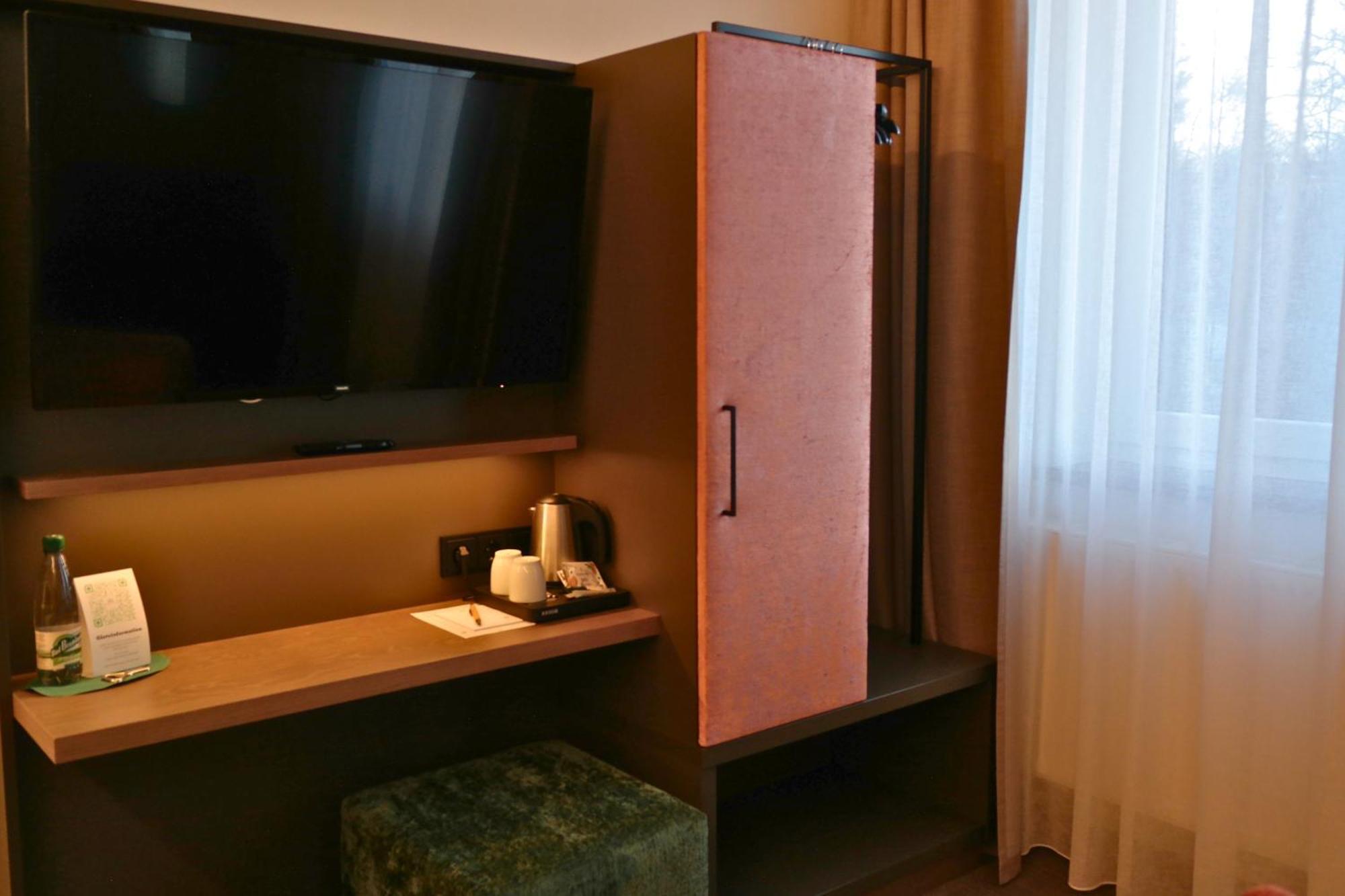 Hotel Vogtland บัดเอลสเตอร์ ภายนอก รูปภาพ
