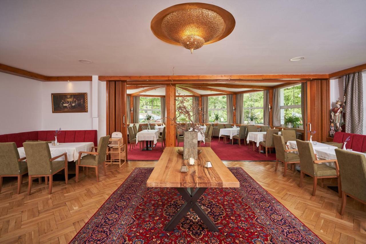 Hotel Vogtland บัดเอลสเตอร์ ภายนอก รูปภาพ